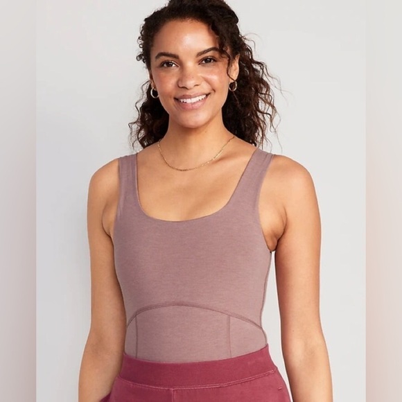 NWT! Old Navy Pink PowerChill Bodysuit - Size Large Tall 🤎 - Picture 1 of 8